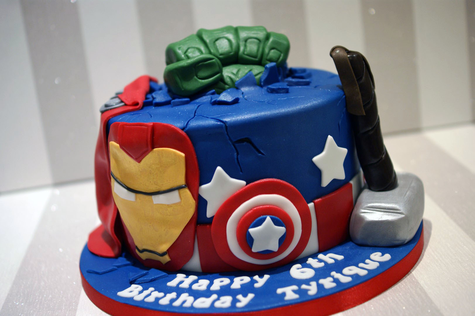 avengers clipart cake
