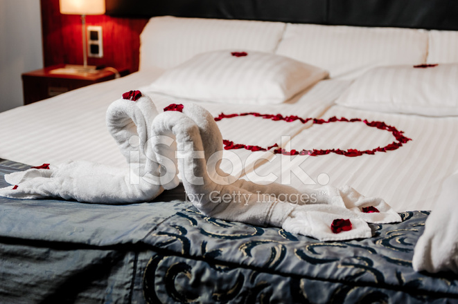 bed clipart honeymoon