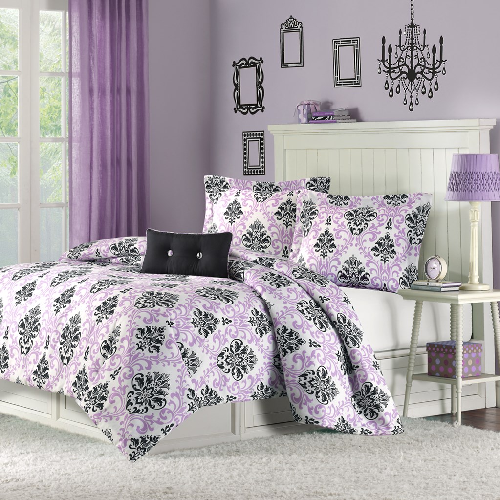 Blanket clipart comforter. Black white and purple