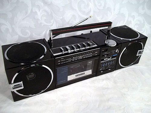 Boombox clipart fm radio.  best s inspiration