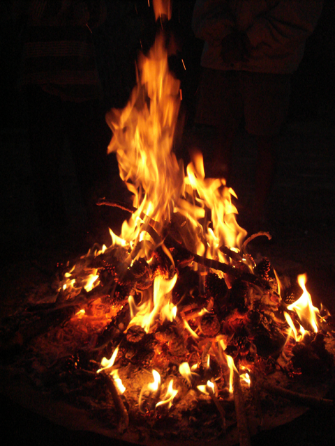 Wikipedia . Campfire clipart unlit