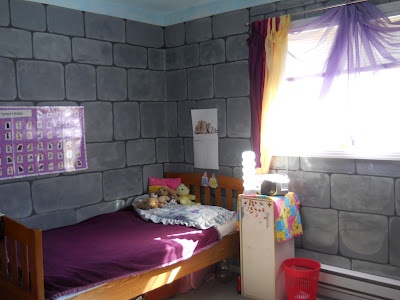 Castle clipart bedroom.  best knight room