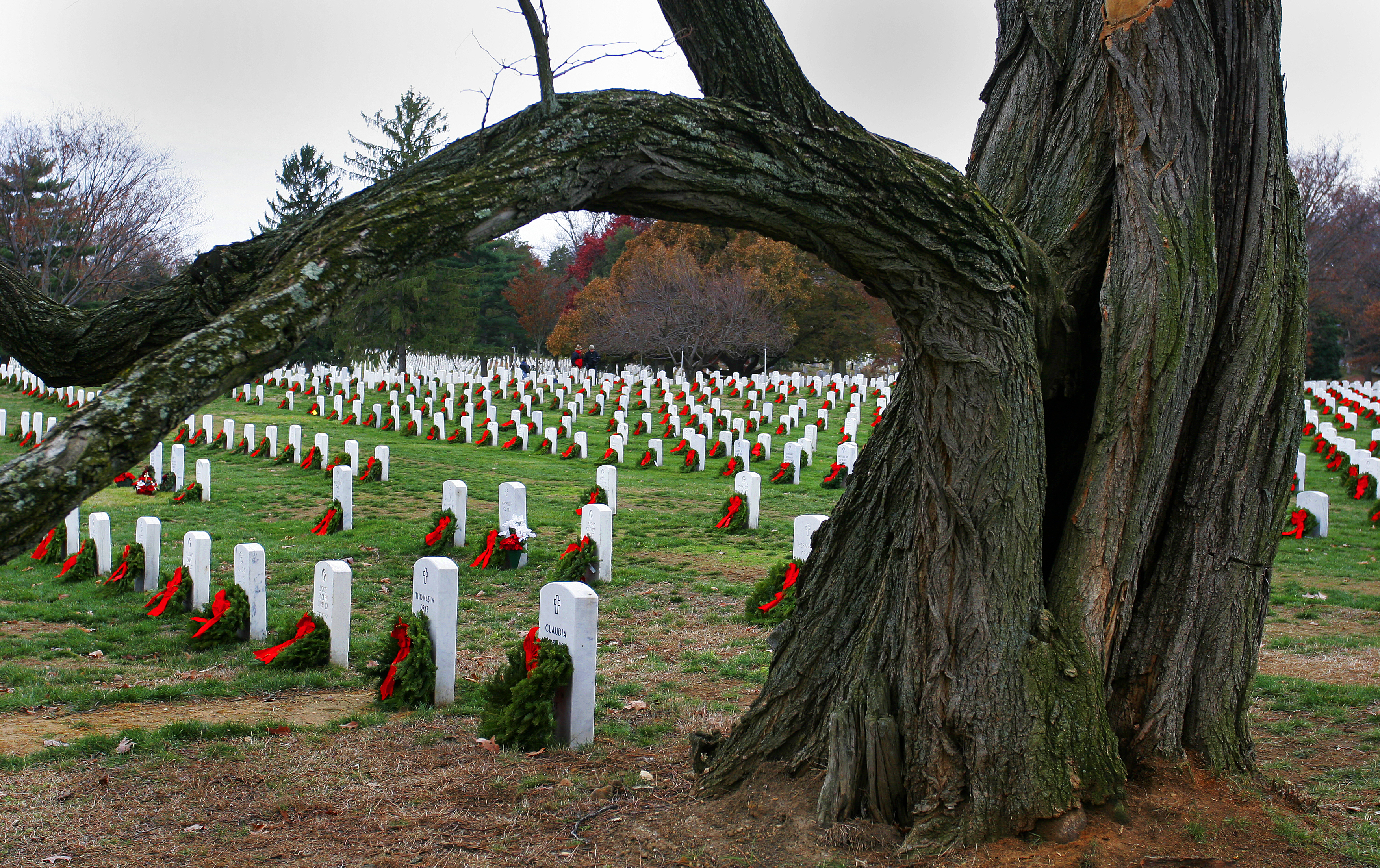 Cemetery clipart gravesite. Free public domain image