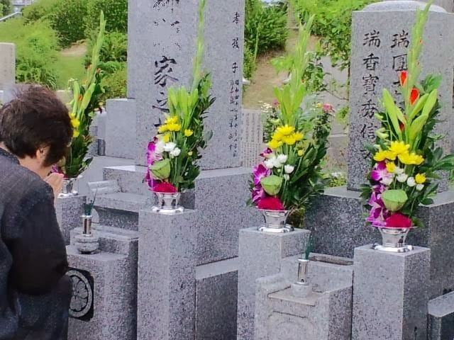 cemetery clipart obon