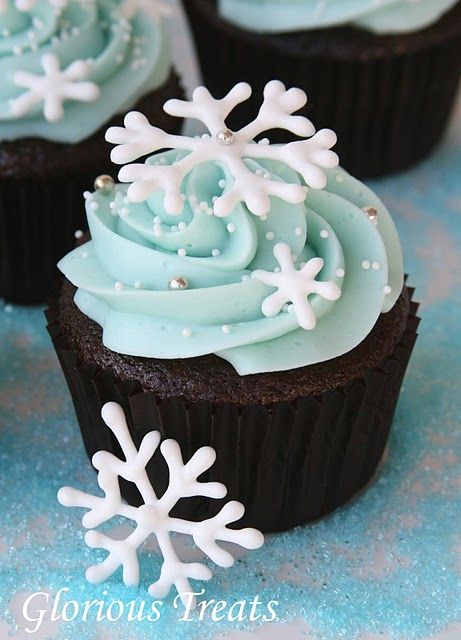 cupcakes clipart snowflake
