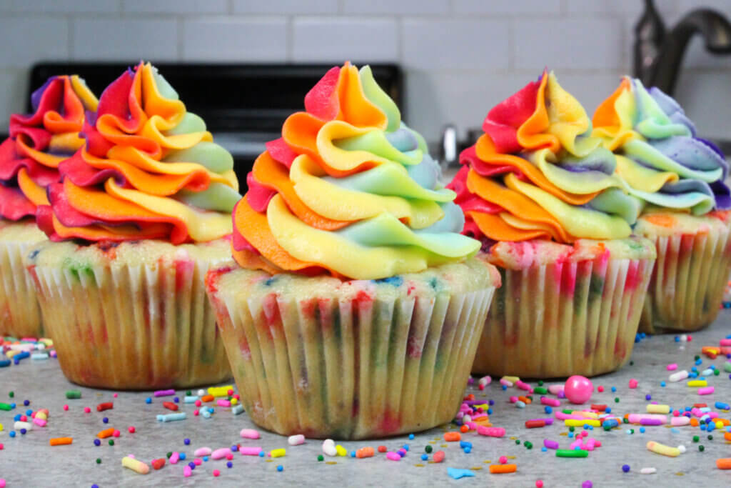 Recipe with vanilla frosting. Cupcakes clipart funfetti cupcake