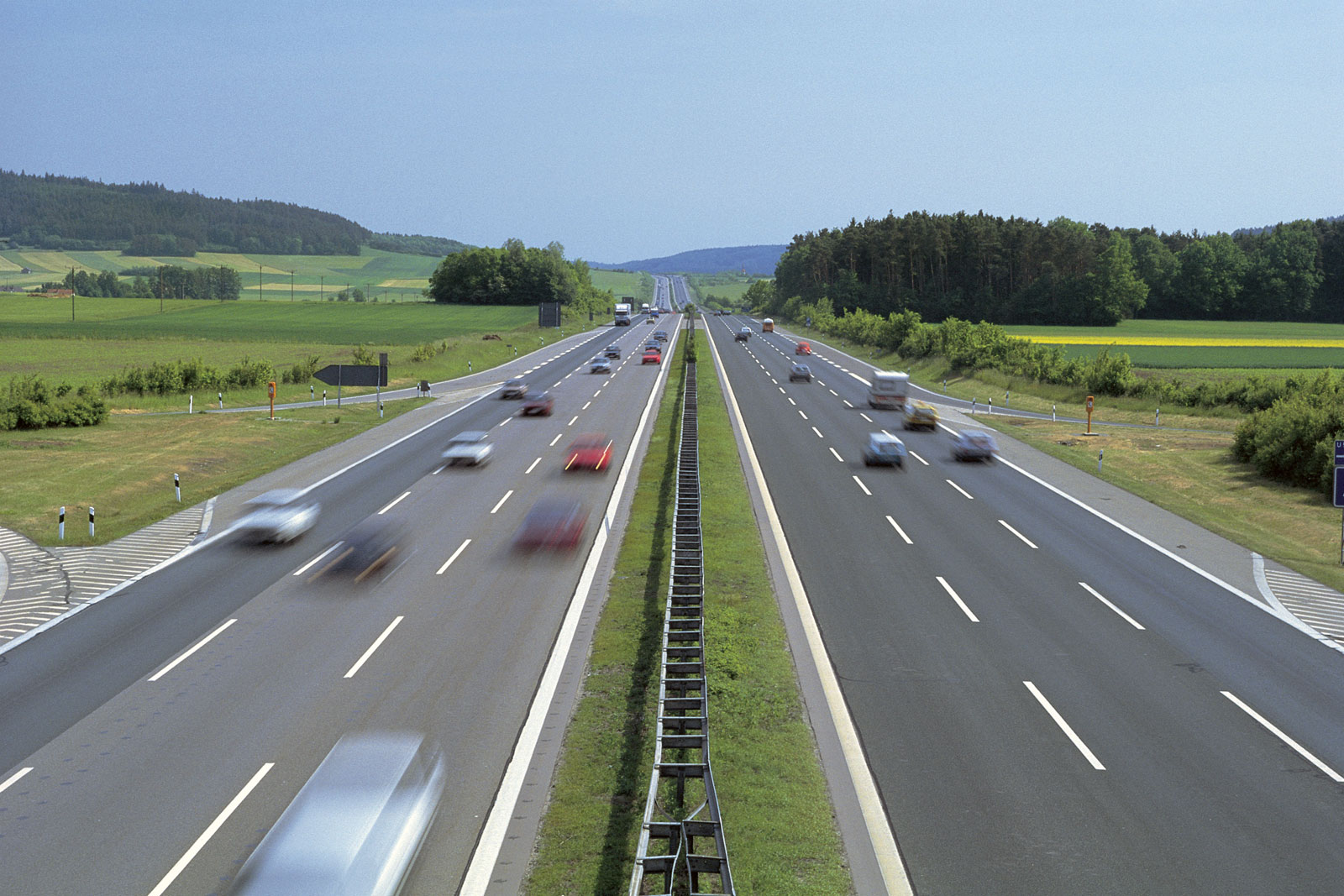 Highway clipart road system. Expressway britannica com 