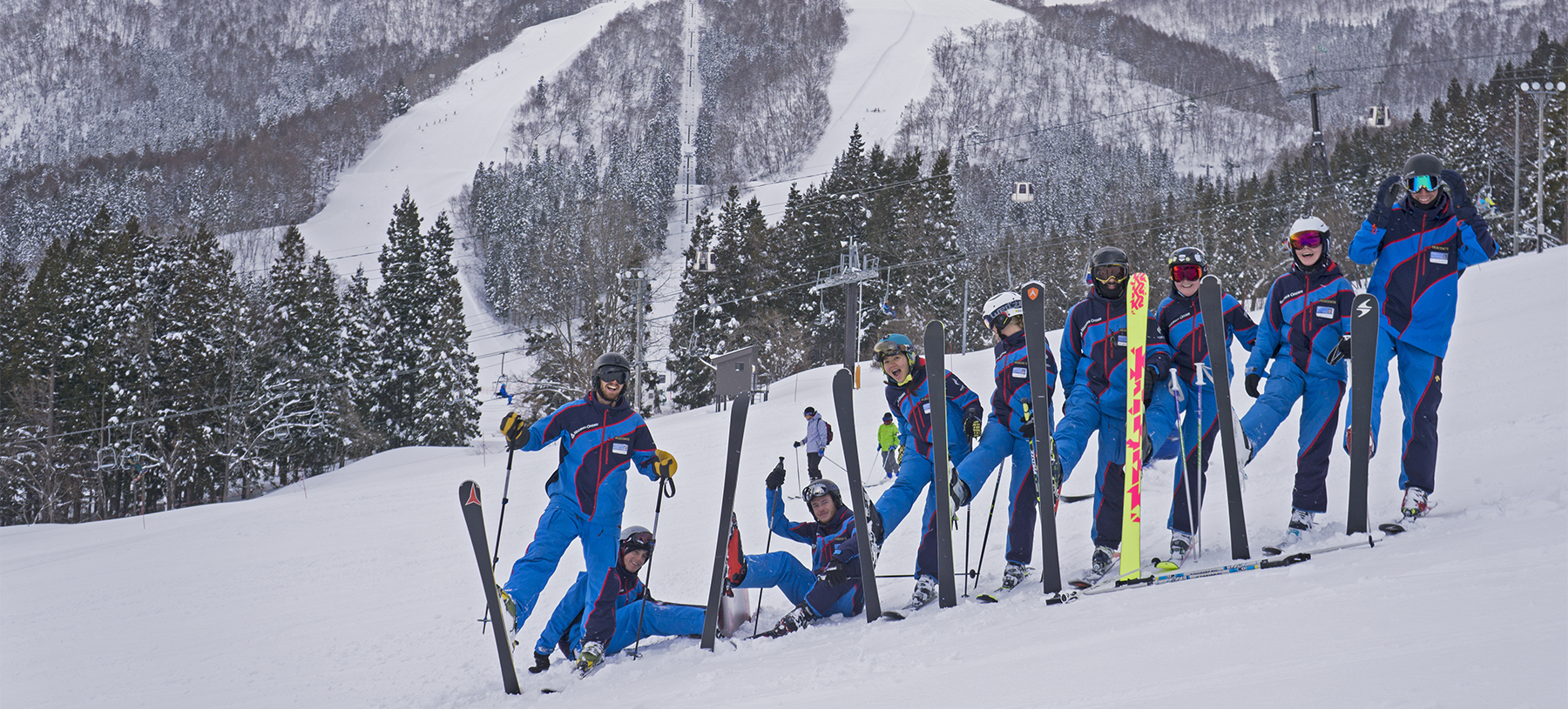 X free clip art. Skiing clipart group skiing