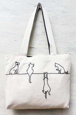 Alley cats tote / shoulder bag / minimalist line drawing ...