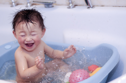15 Best Toddler Bathtubs of 2018