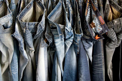 How to Stretch and Shrink Your Jeans