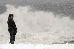 National Weather Service warns: Up to 18 inches of snow in Boston ...