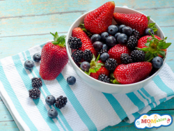 How To Keep Berries Fresh in the Refrigerator - Make them Last!