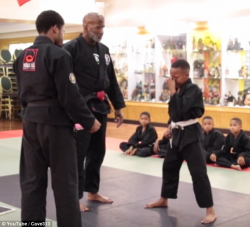 Viral video shows Detroit martial arts instructor encouraging ...