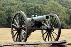Cannon | Free Stock Photo | A Civil War era cannon on the edge of a ...