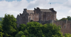 Urquhart Castle: History | Historic Environment Scotland | HES