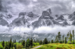 Clipart - Fog Enshrouded Mountains
