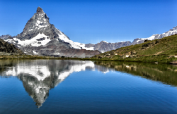 Clipart - Surreal Swiss Mountain Lake