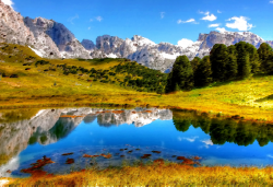 Clipart - Surreal Italian Alps
