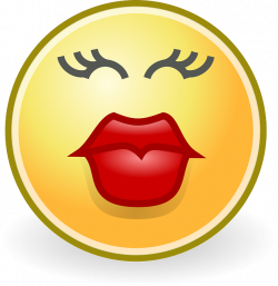 Kisses Smiley Face Clip Art N5 free image